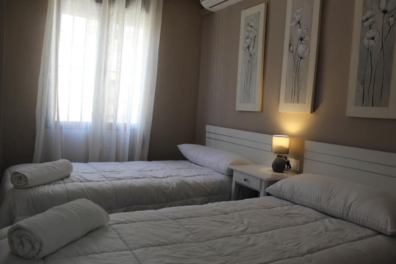 Apartamento Jardines De Cuenca Ronda Luaran gambar